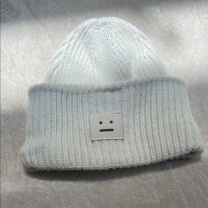Acne cream Beanie